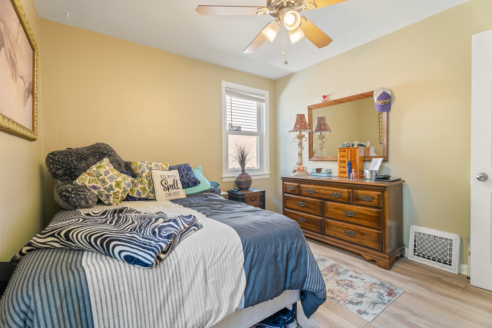 18032 Commercial Avenue Property Photo 10