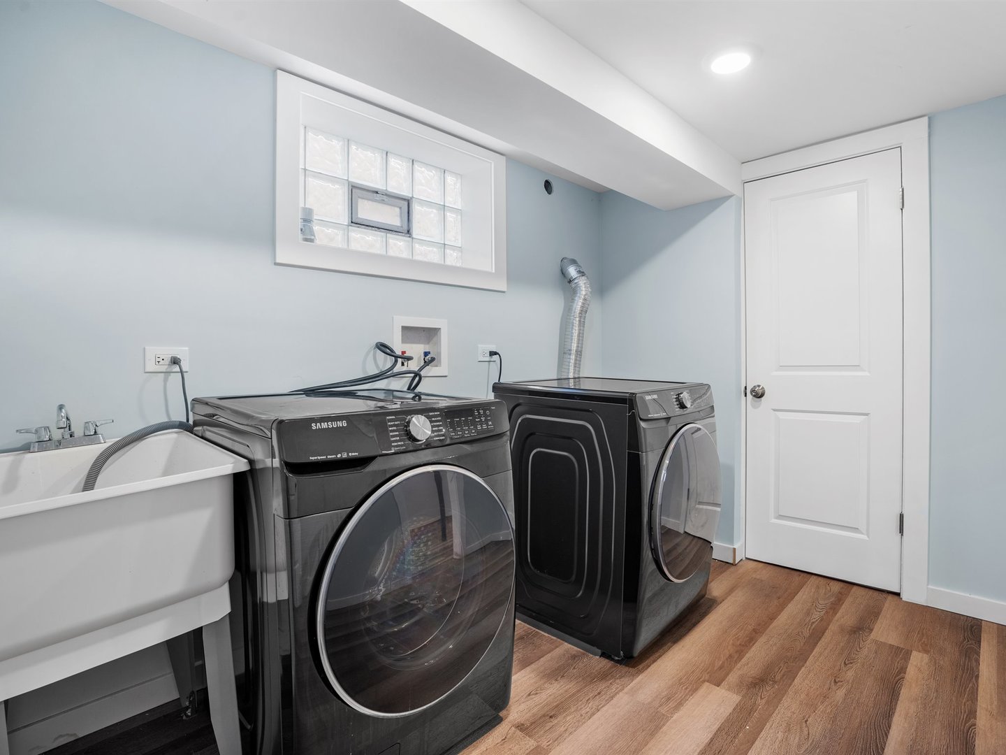 12321 S Green Street Property Photo 19
