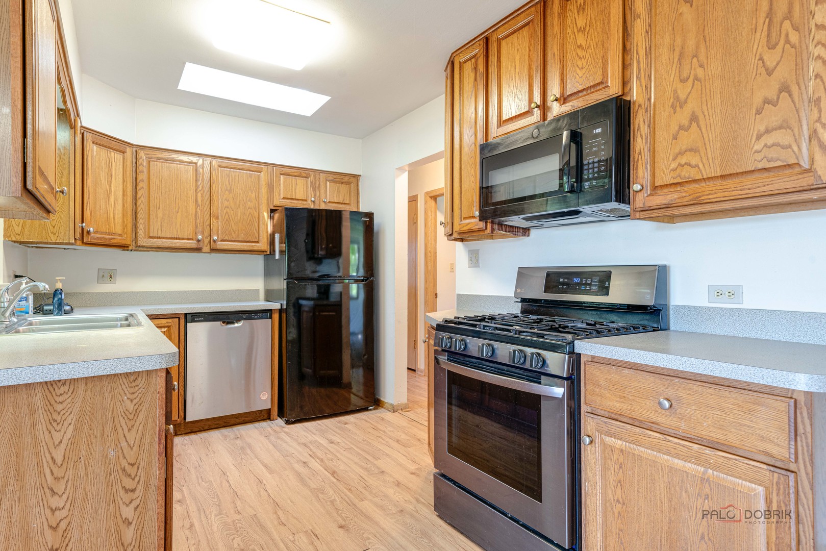 3615 Grandmore Avenue Property Photo 10