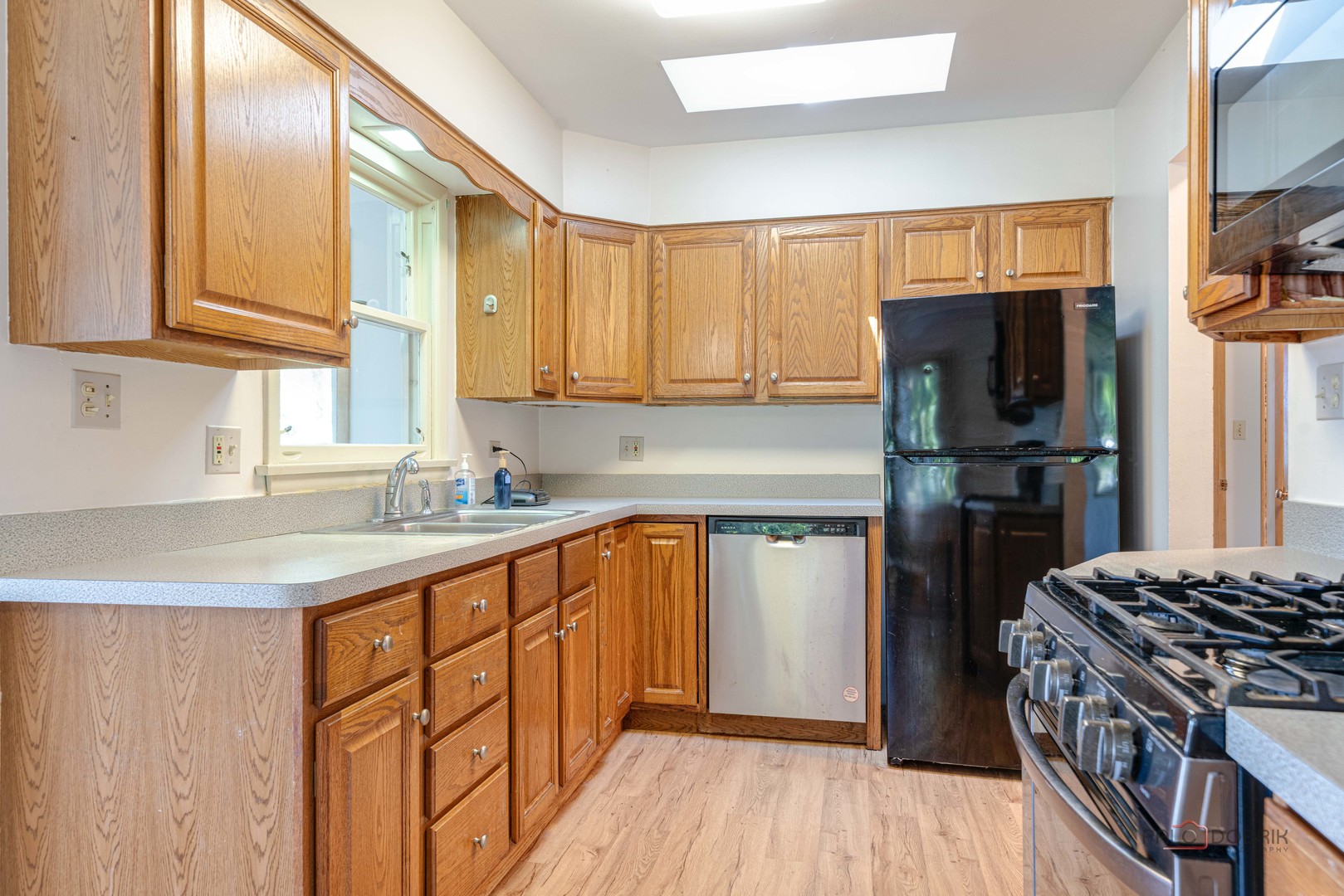 3615 Grandmore Avenue Property Photo 11