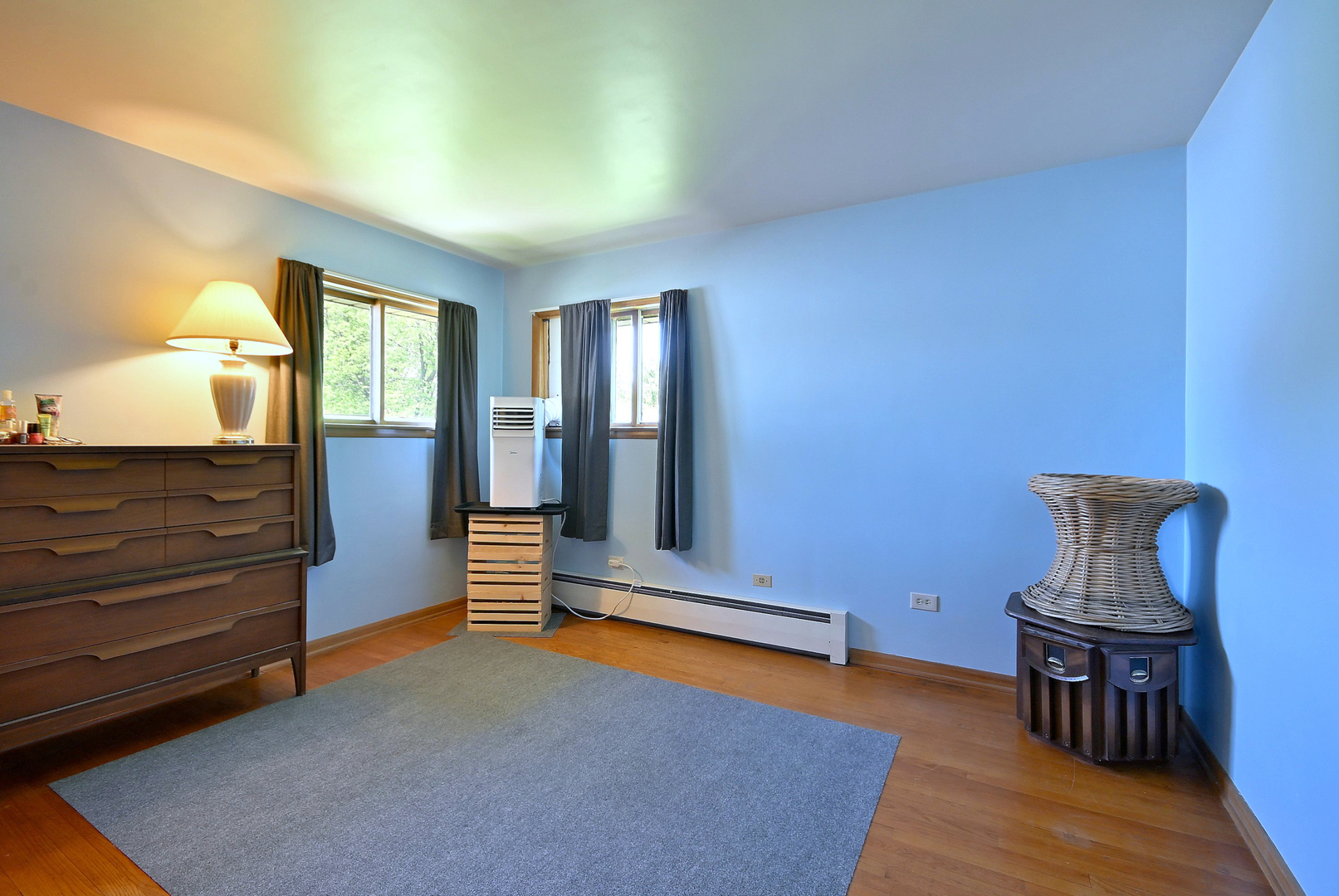 1030 W Kenilworth Avenue Property Photo 13