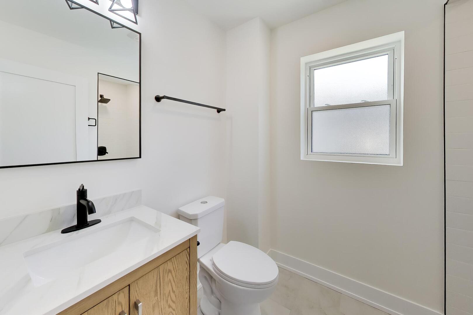 1632 W 100th Place Property Photo 12