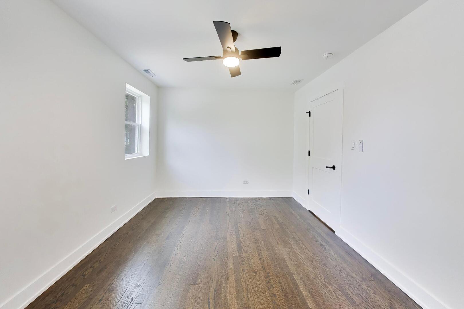 1632 W 100th Place Property Photo 16