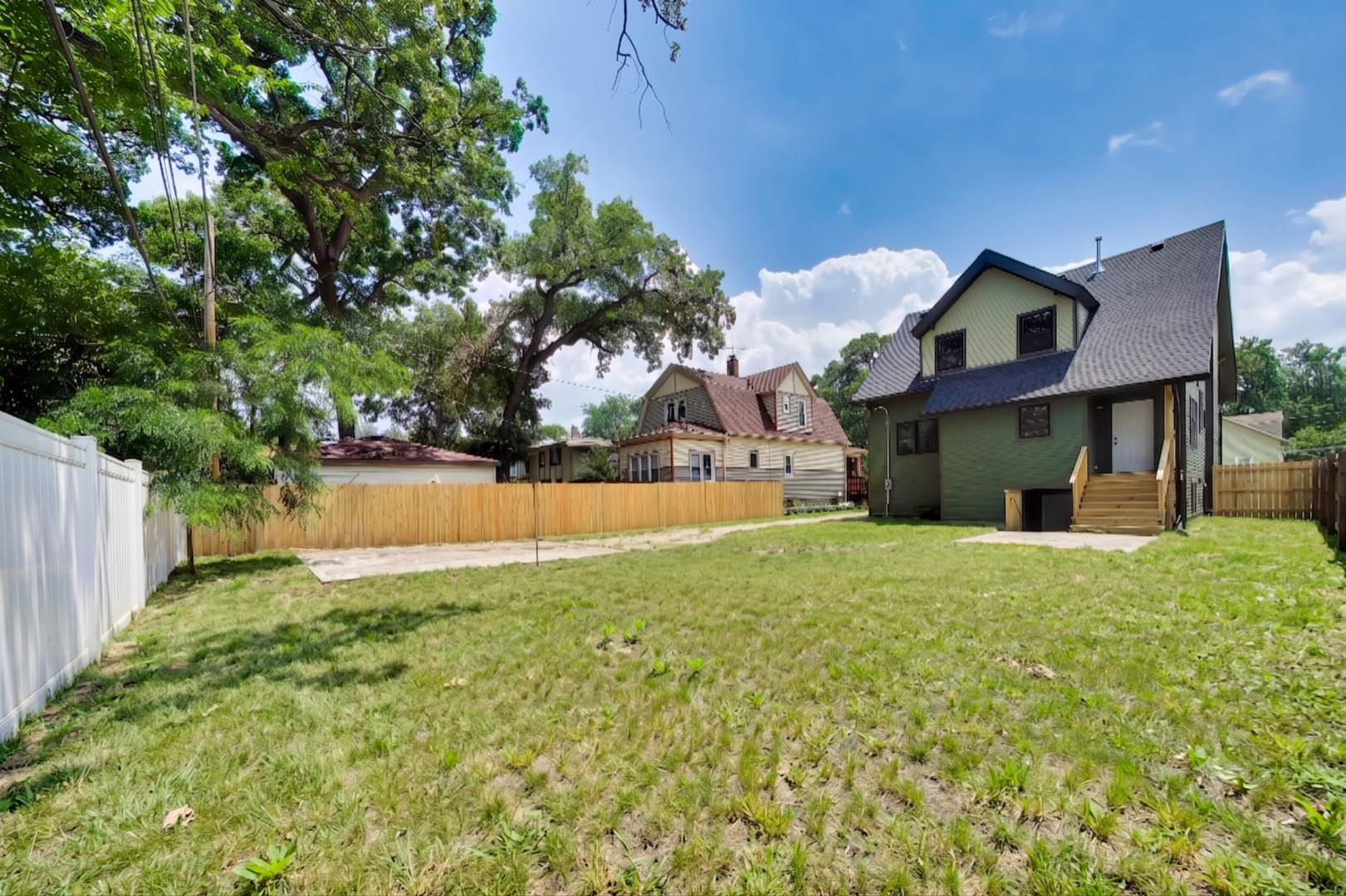 1632 W 100th Place Property Photo 19