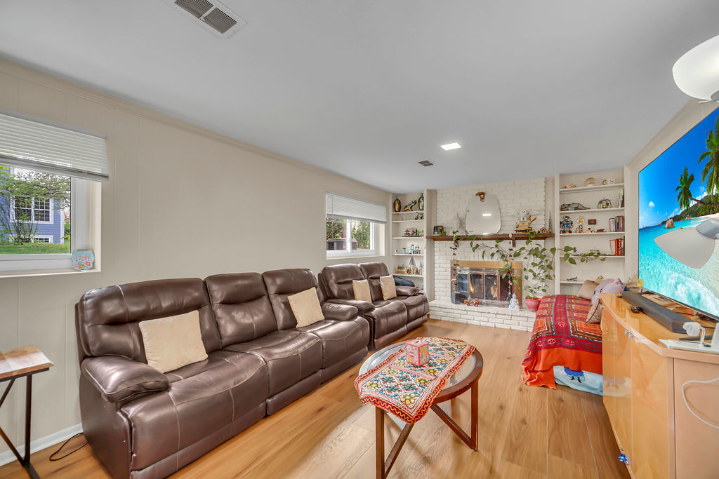 401 Greentree Parkway Property Photo 17