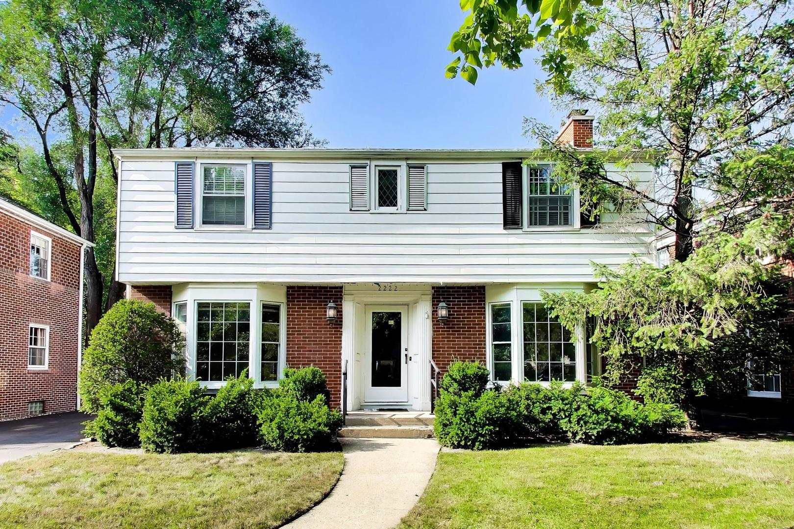 2222 Chestnut Avenue Property Photo 1