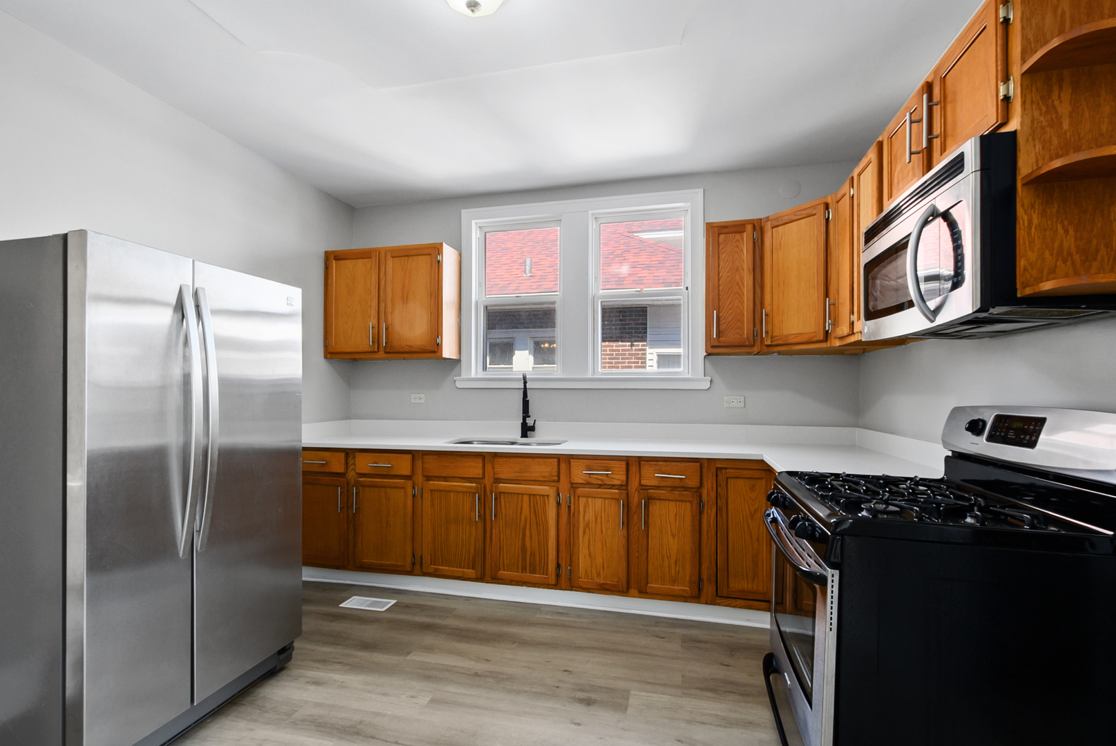 2333 120th Street Property Photo 11