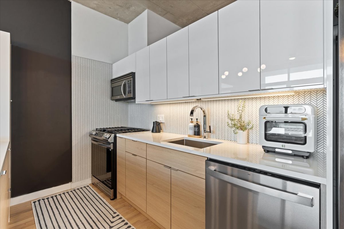 1720 S Michigan Avenue 2503 Property Photo 13