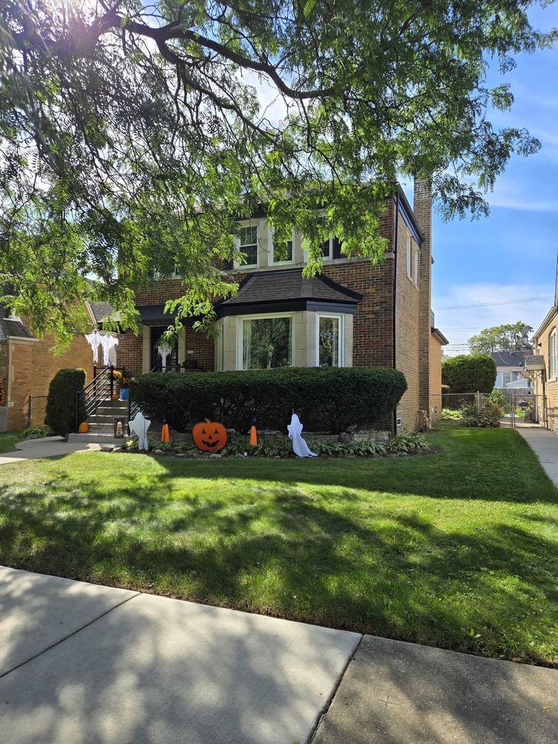 3312 N New England Avenue Property Photo 2