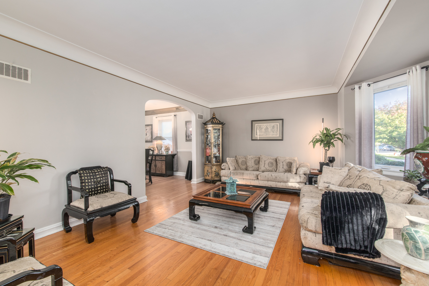 3312 N New England Avenue Property Photo 6