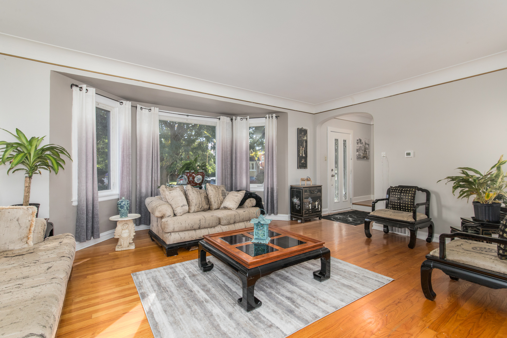 3312 N New England Avenue Property Photo 8