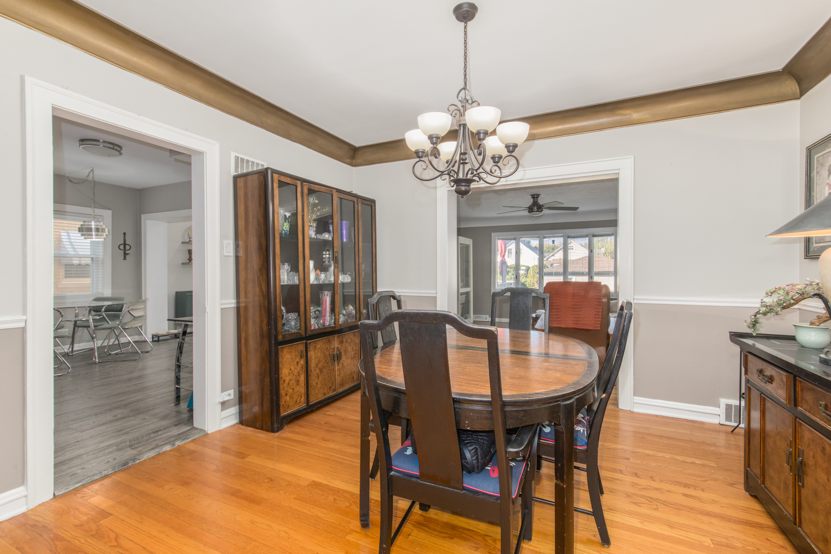 3312 N New England Avenue Property Photo 9