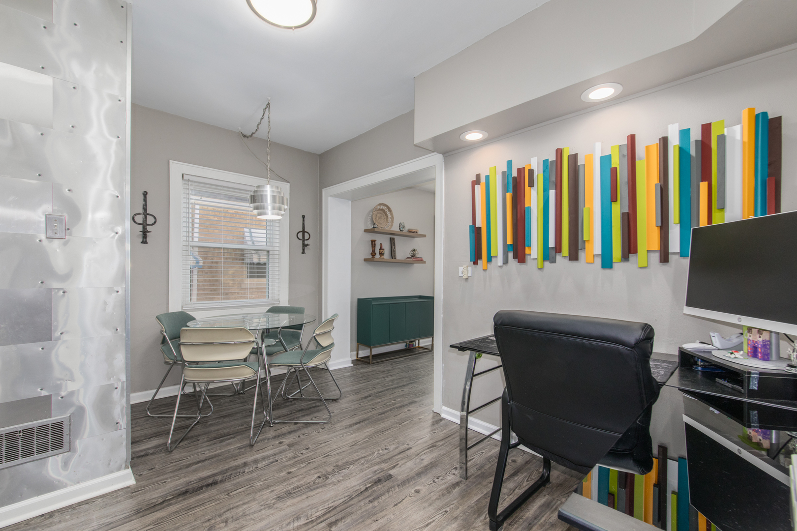 3312 N New England Avenue Property Photo 12