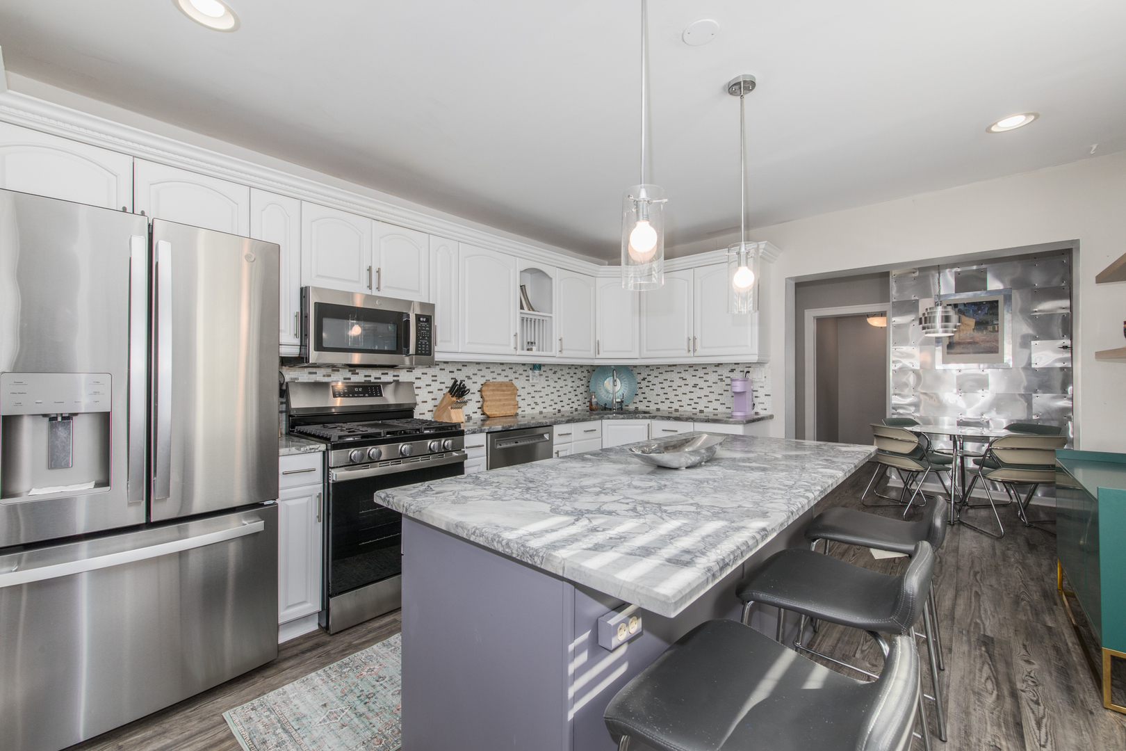 3312 N New England Avenue Property Photo 15