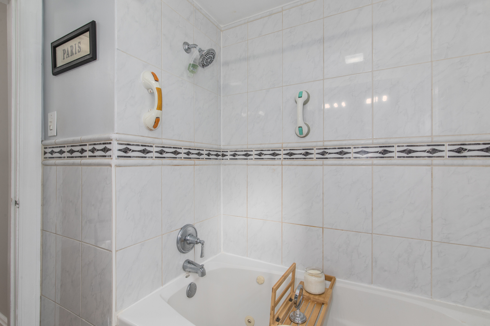 3312 N New England Avenue Property Photo 24