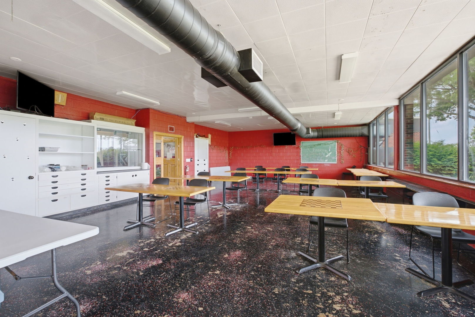 101 N Holloway Street Property Photo 41