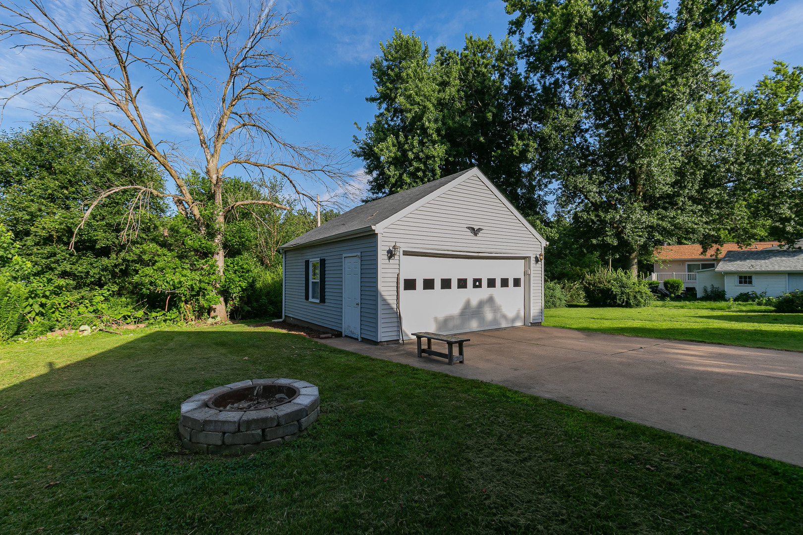 2424 28th Street Property Photo 4