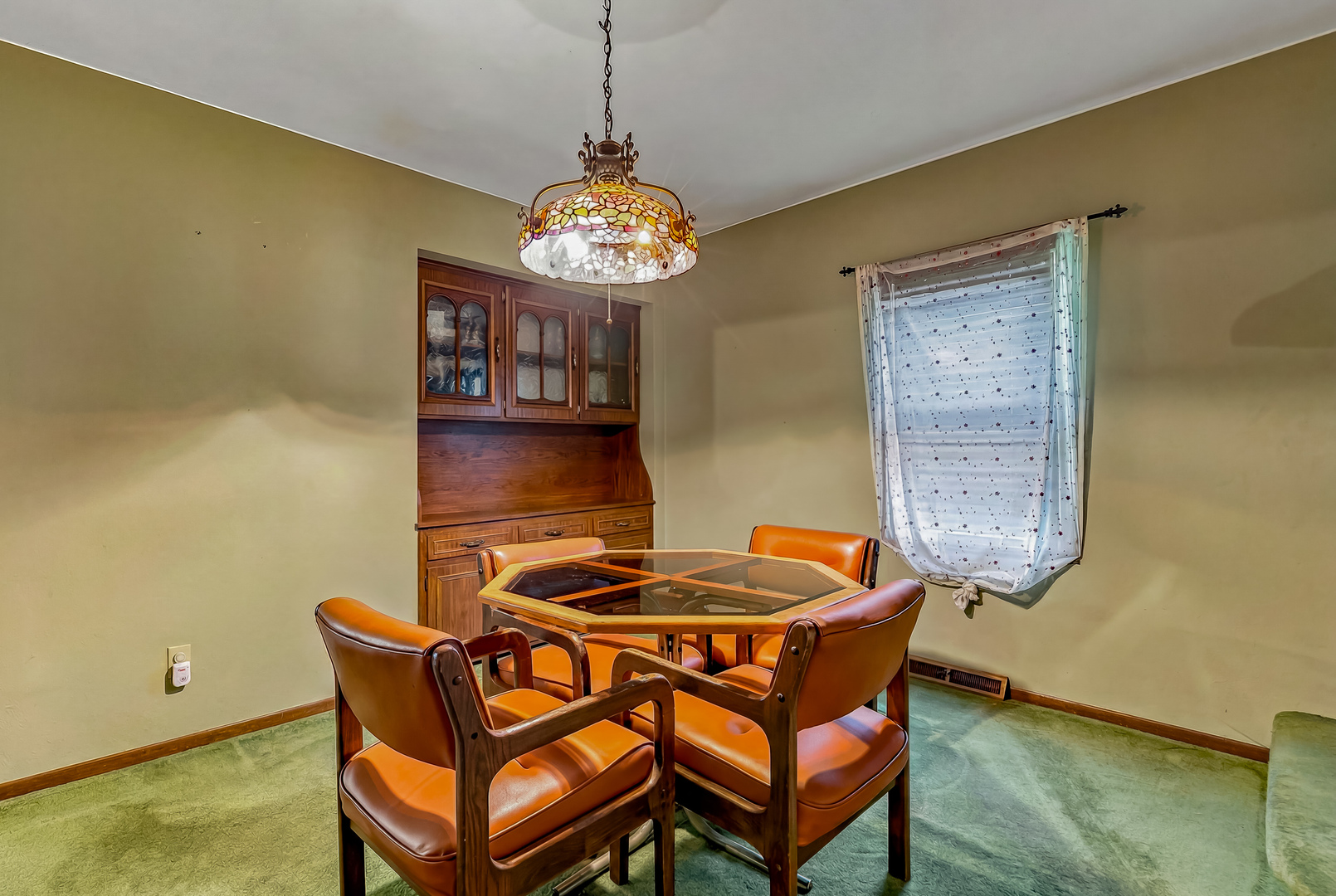 2424 28th Street Property Photo 10