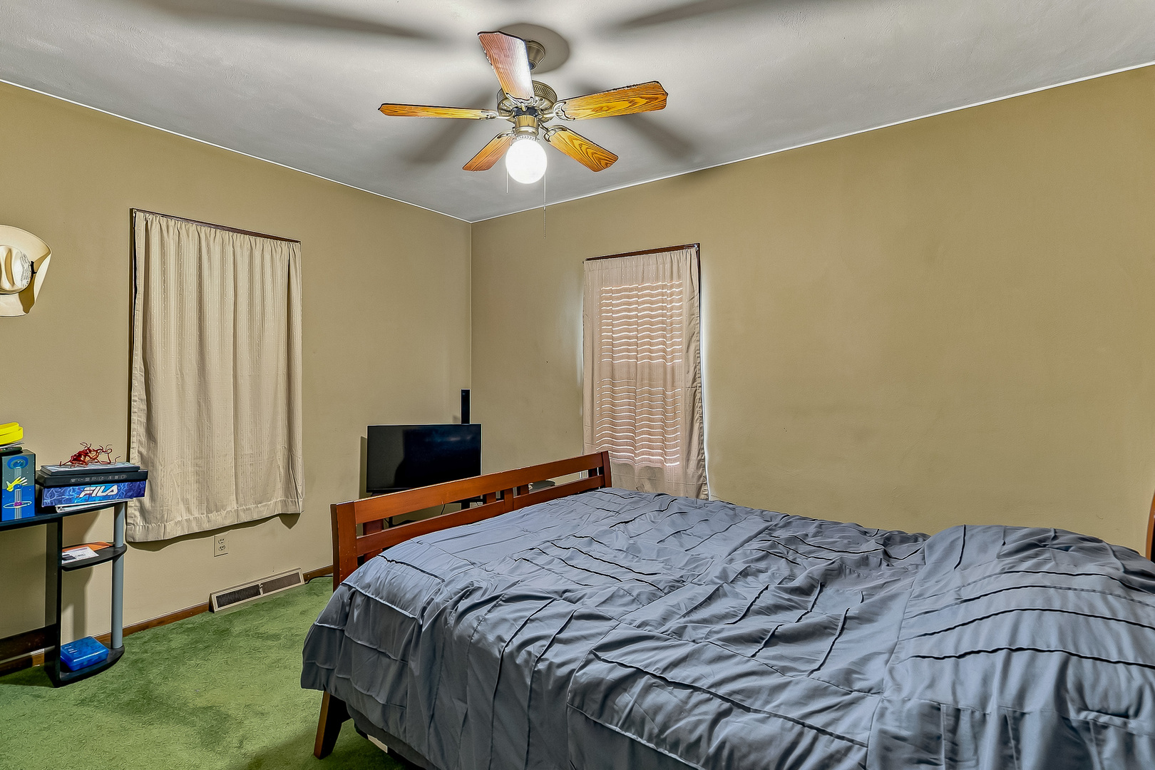 2424 28th Street Property Photo 15