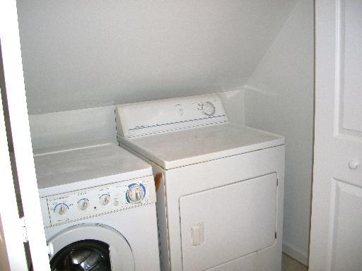 431 S Harvey Street E Property Photo 16