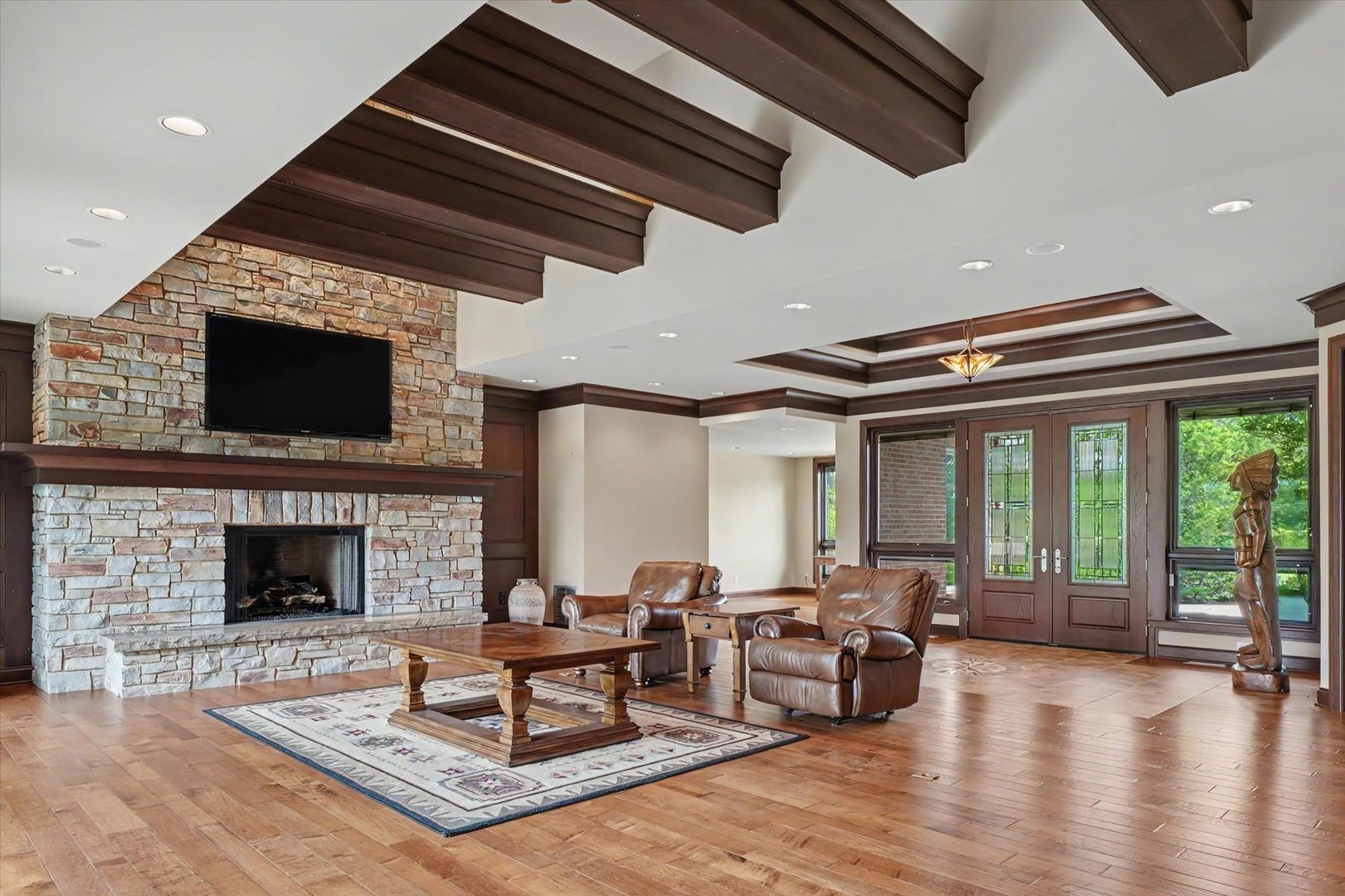 4014 Clubhouse Drive Property Photo 17