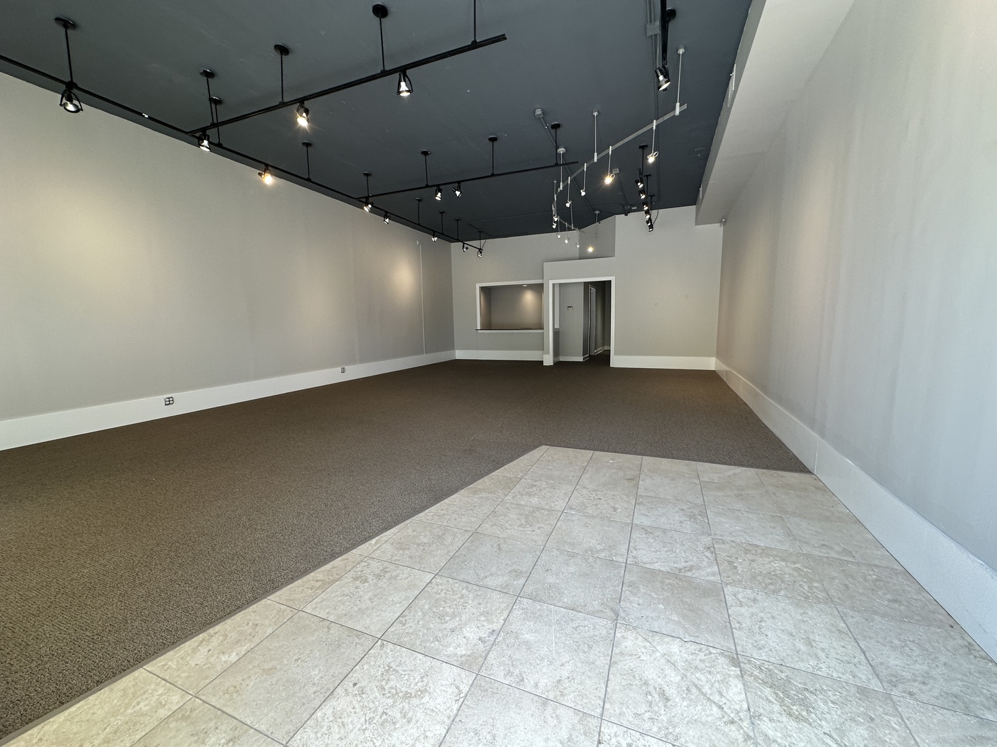514 W Northwest Highway Property Photo 2