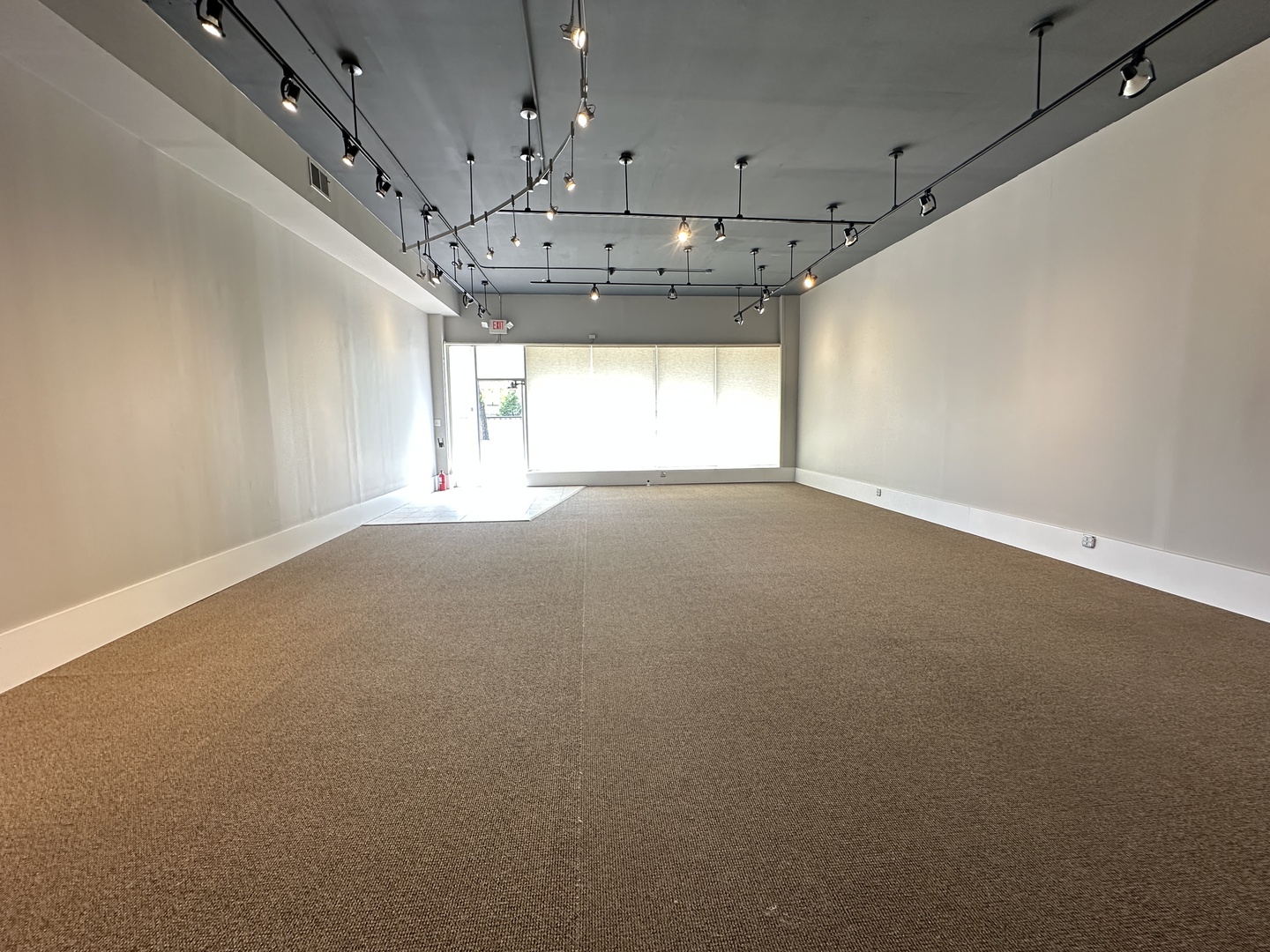 514 W Northwest Highway Property Photo 3