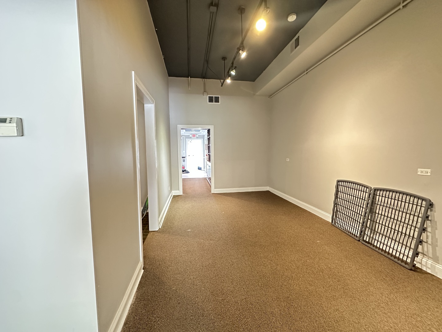514 W Northwest Highway Property Photo 8