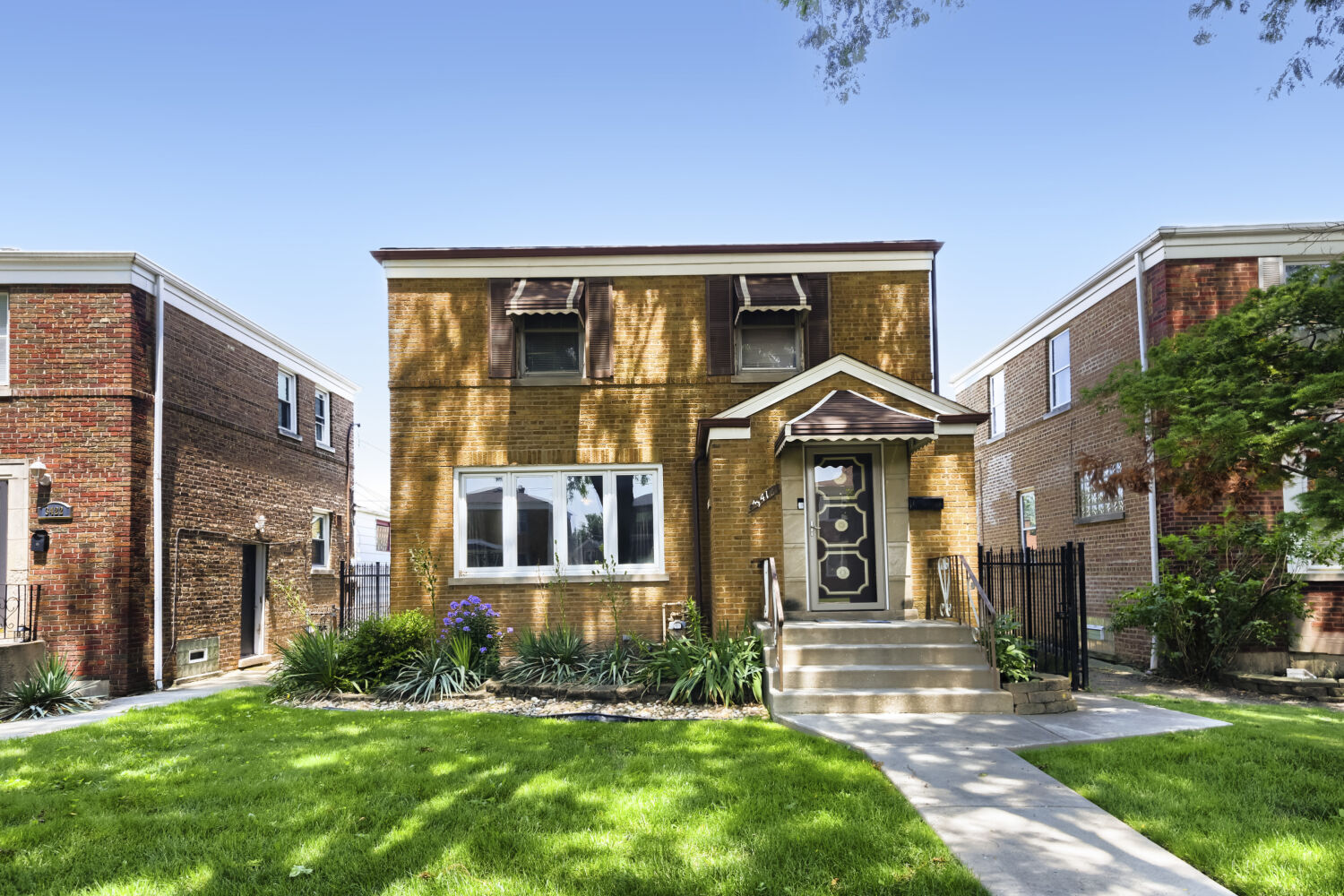 3418 W 82nd Place Property Photo 1