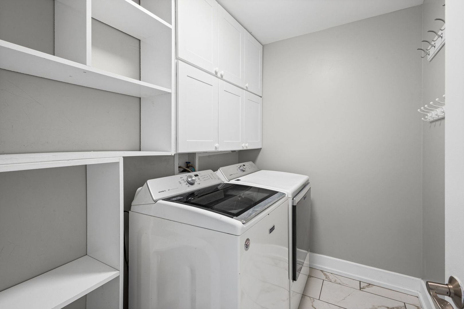 5117 Woodmere Court Property Photo 10