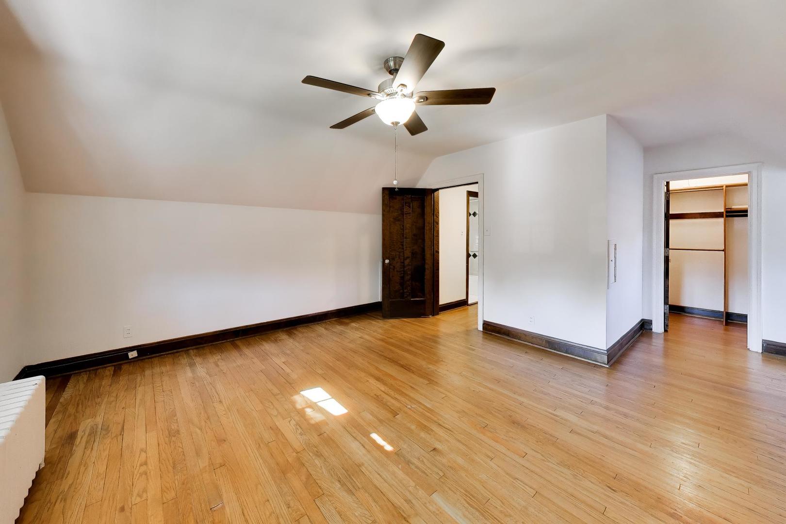 6933 N Oriole Avenue Property Photo 21