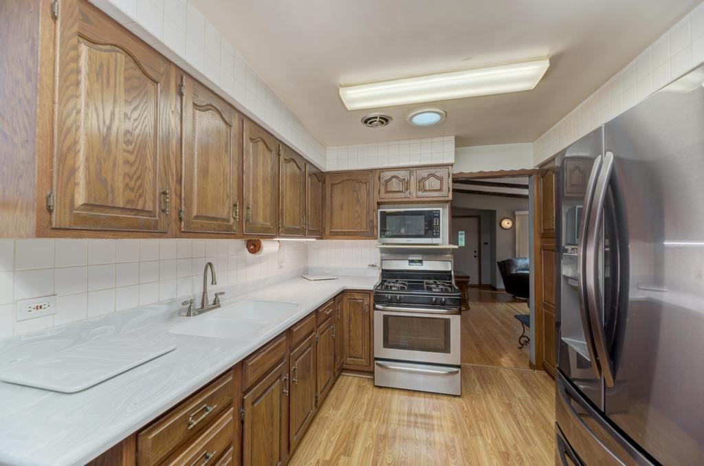 508 S Charleton Street Property Photo 5