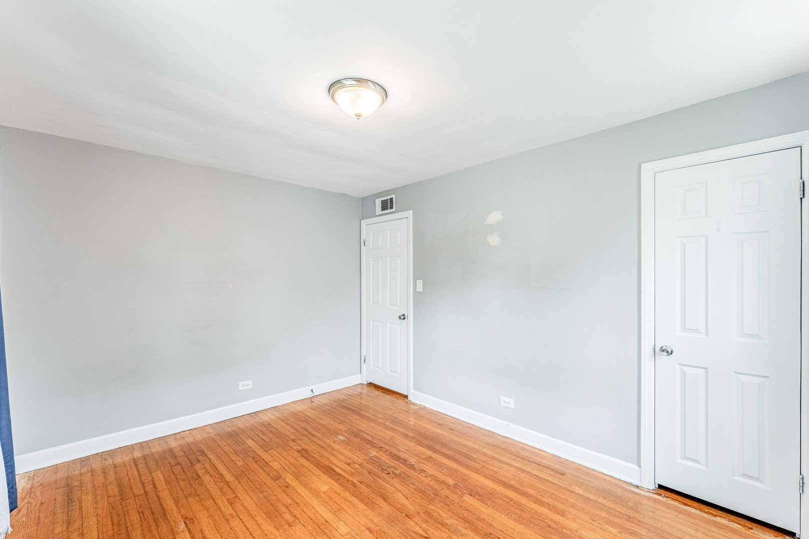 409 Englewood Avenue Property Photo 11