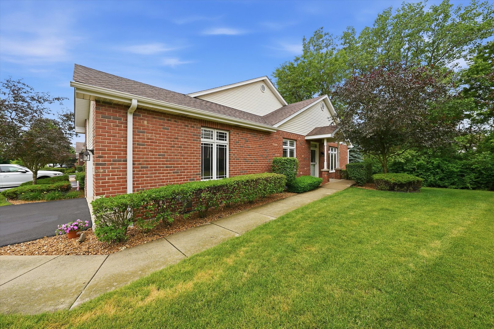 18754 Crystal Creek Drive Property Photo 3