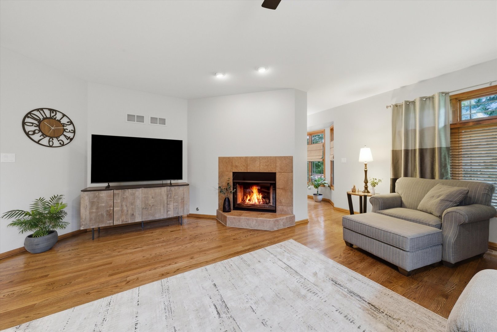 18754 Crystal Creek Drive Property Photo 8