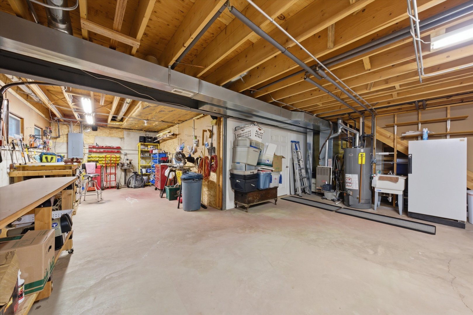 18754 Crystal Creek Drive Property Photo 38