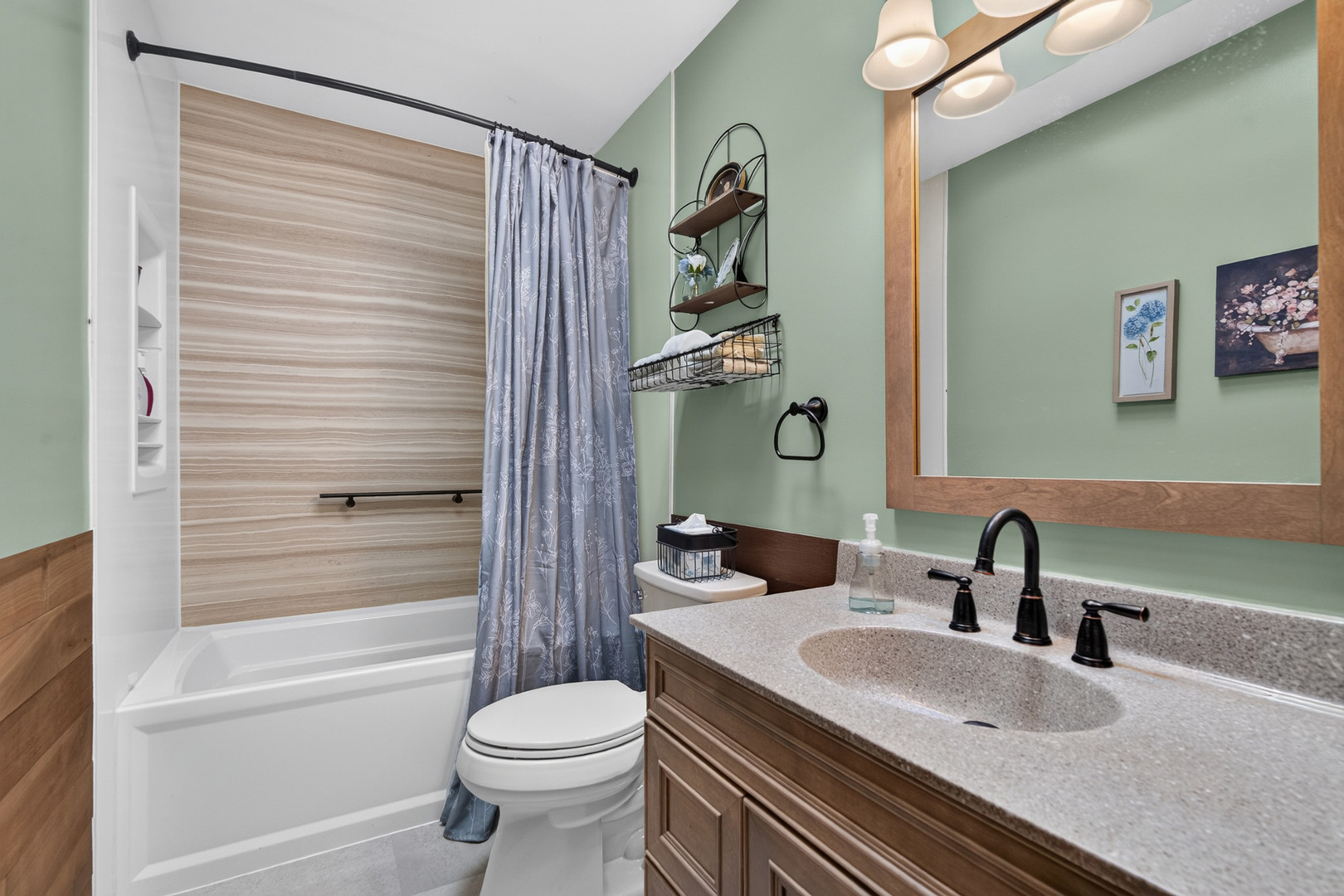 3215 Vista Terrace Property Photo 15