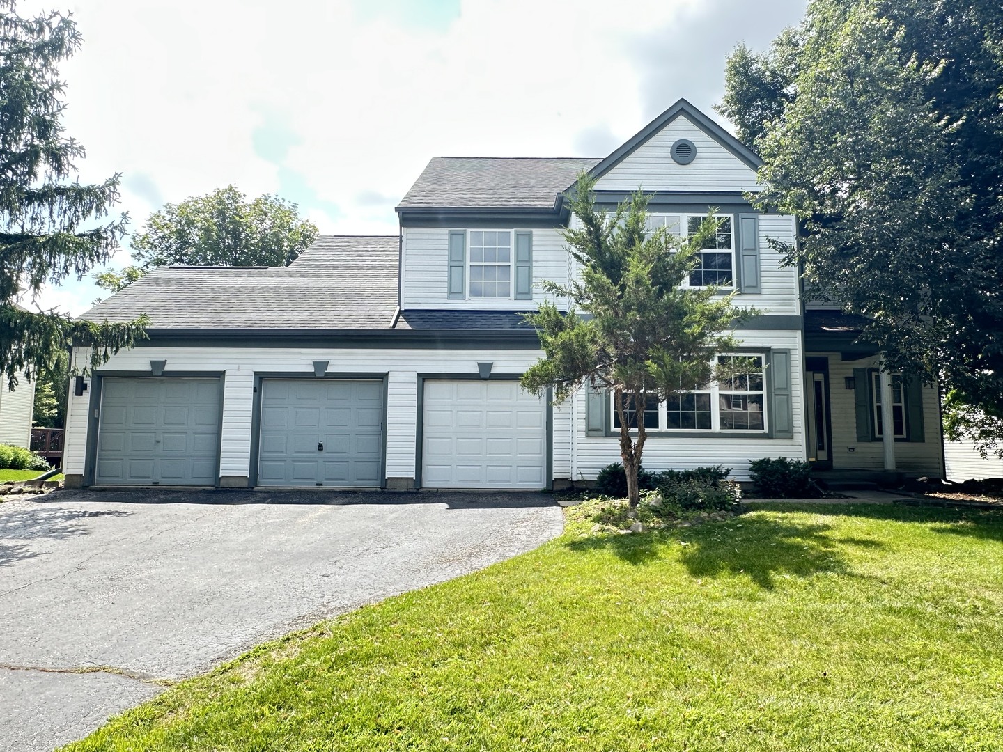 285 Shipland Drive Property Photo 1