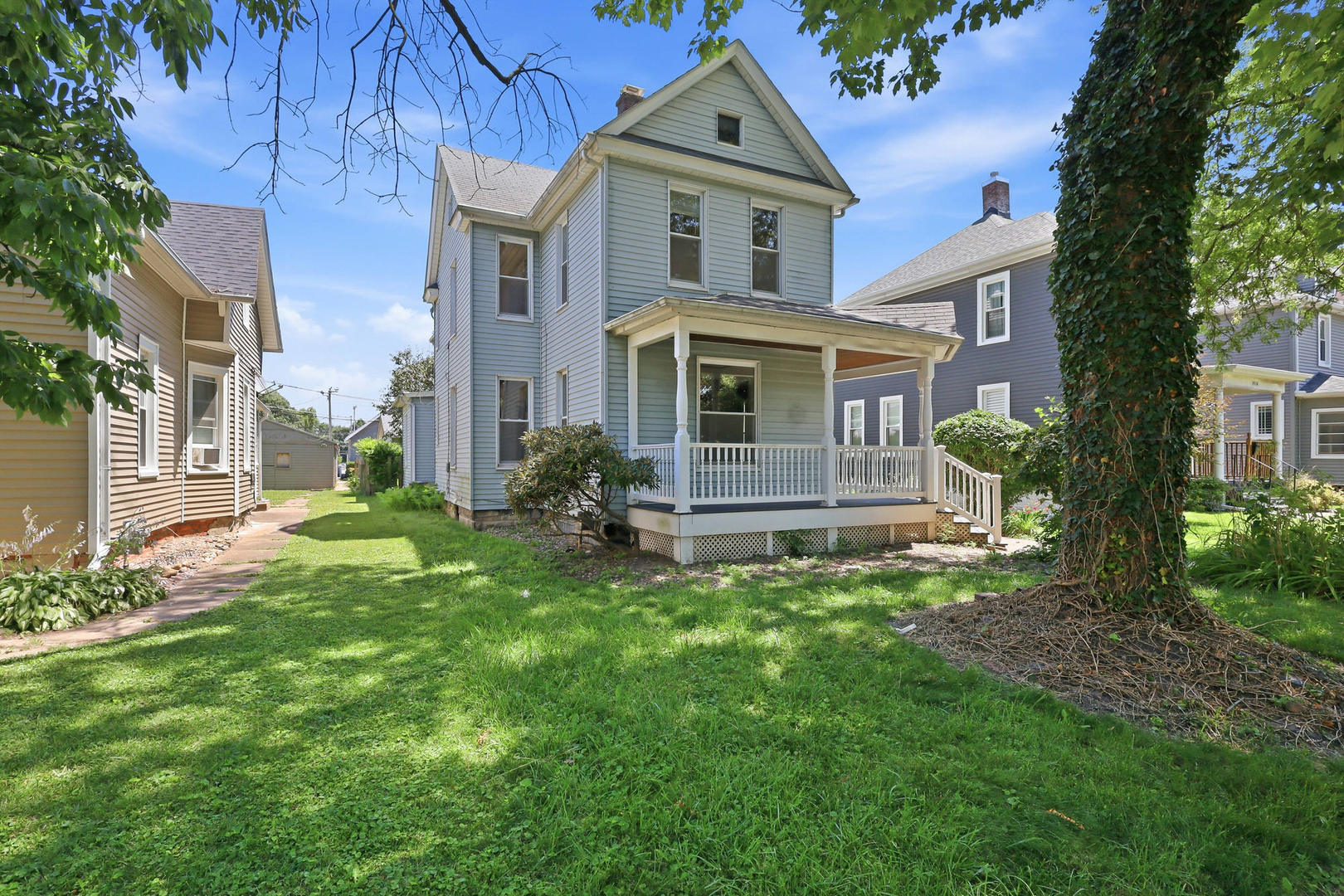 1810 15 Street Property Photo 4