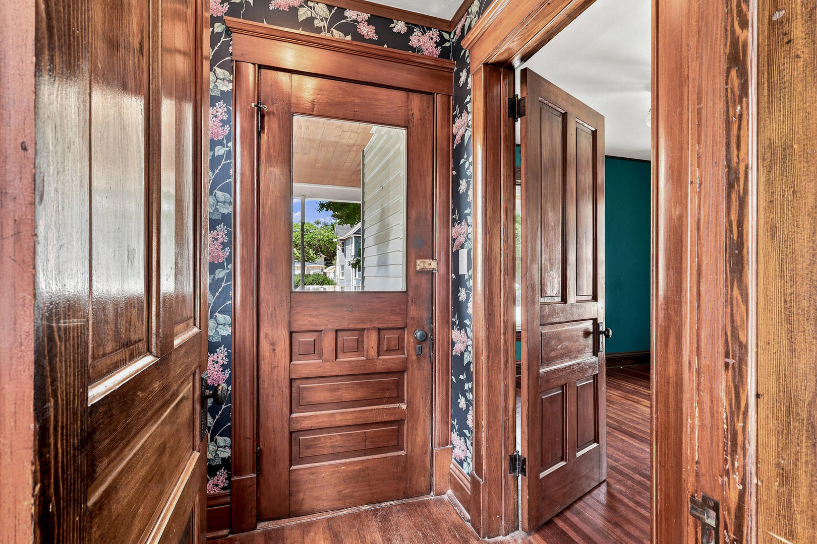1810 15 Street Property Photo 6