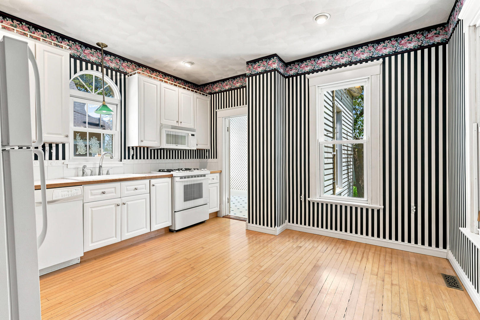 1810 15 Street Property Photo 14