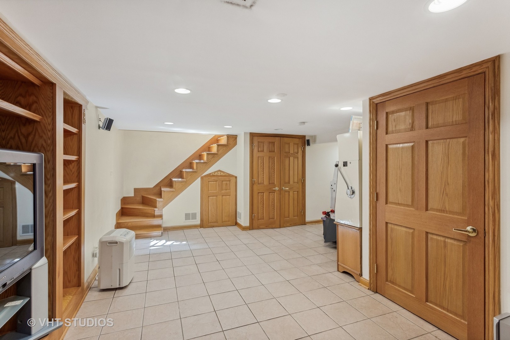 5261 Mulford Street Property Photo 15