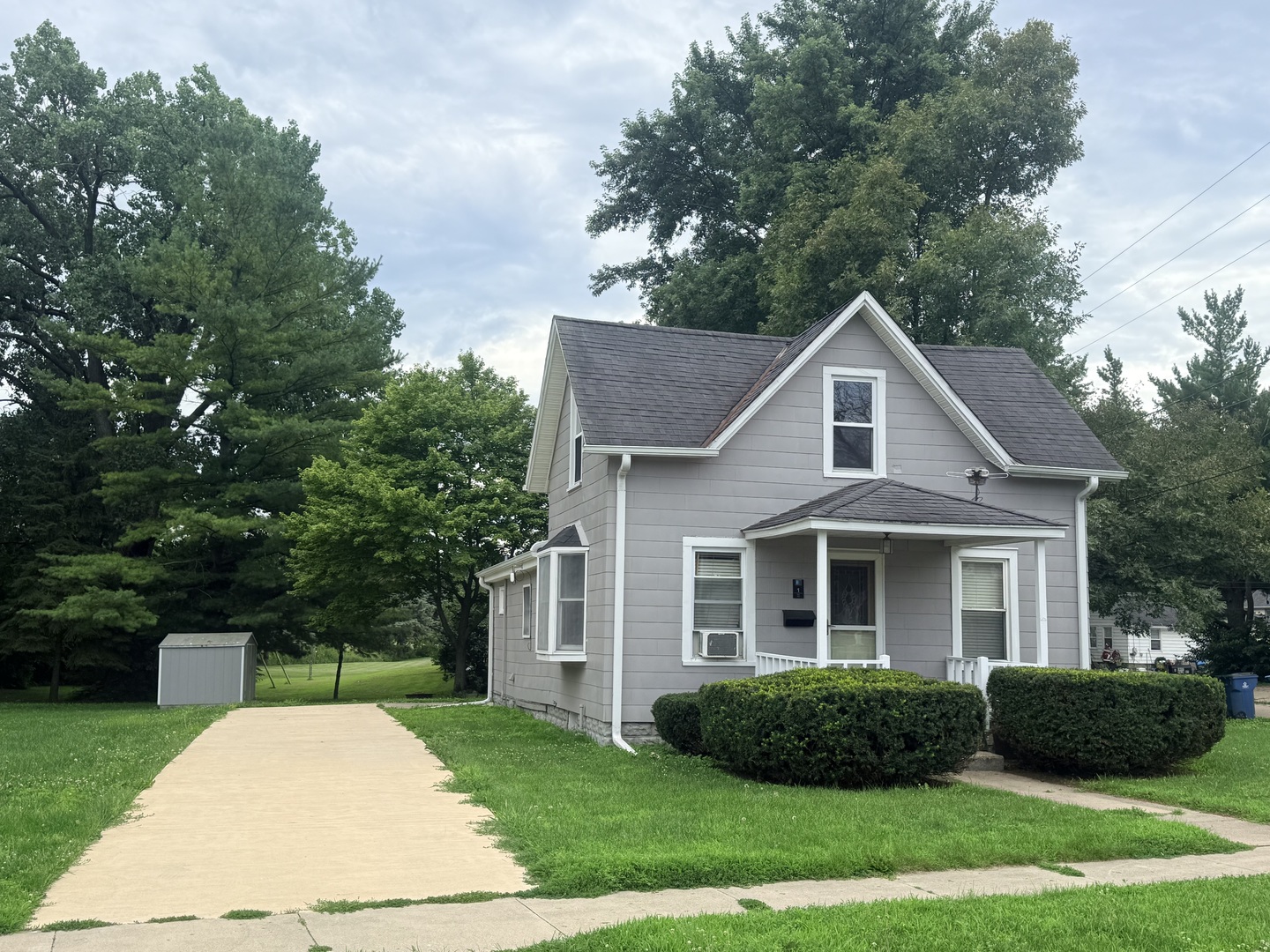 1 E Main Street Property Photo 1