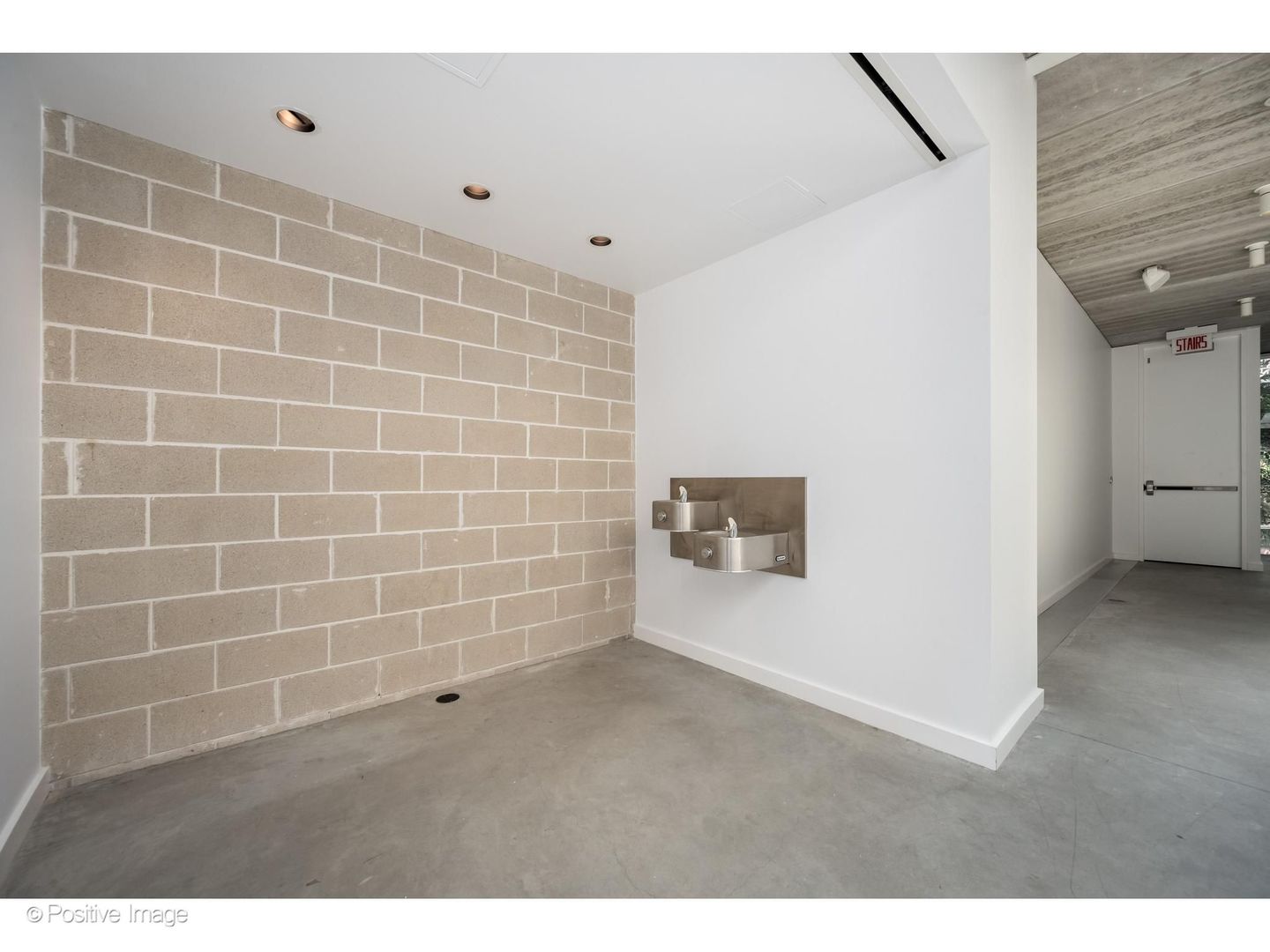 1704 N Damen Avenue Property Photo 13