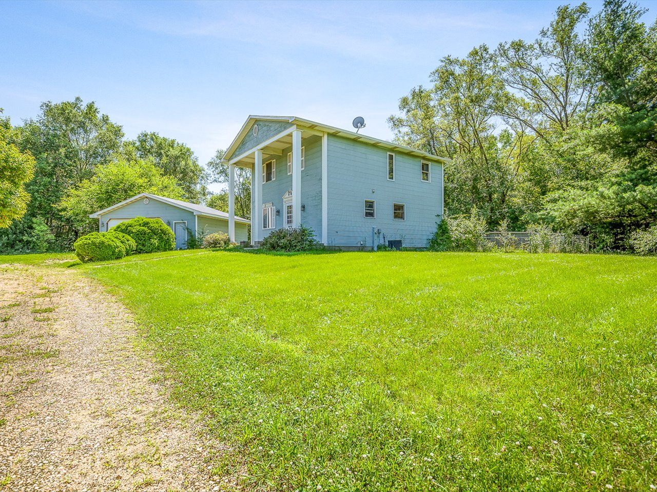 3637 Baxter Road Property Photo 3