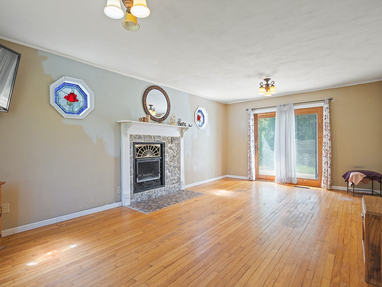 3637 Baxter Road Property Photo 8