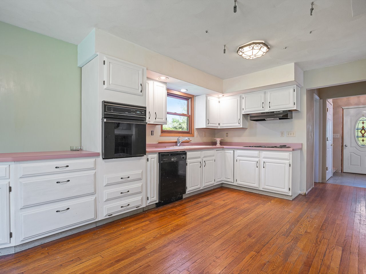 3637 Baxter Road Property Photo 13