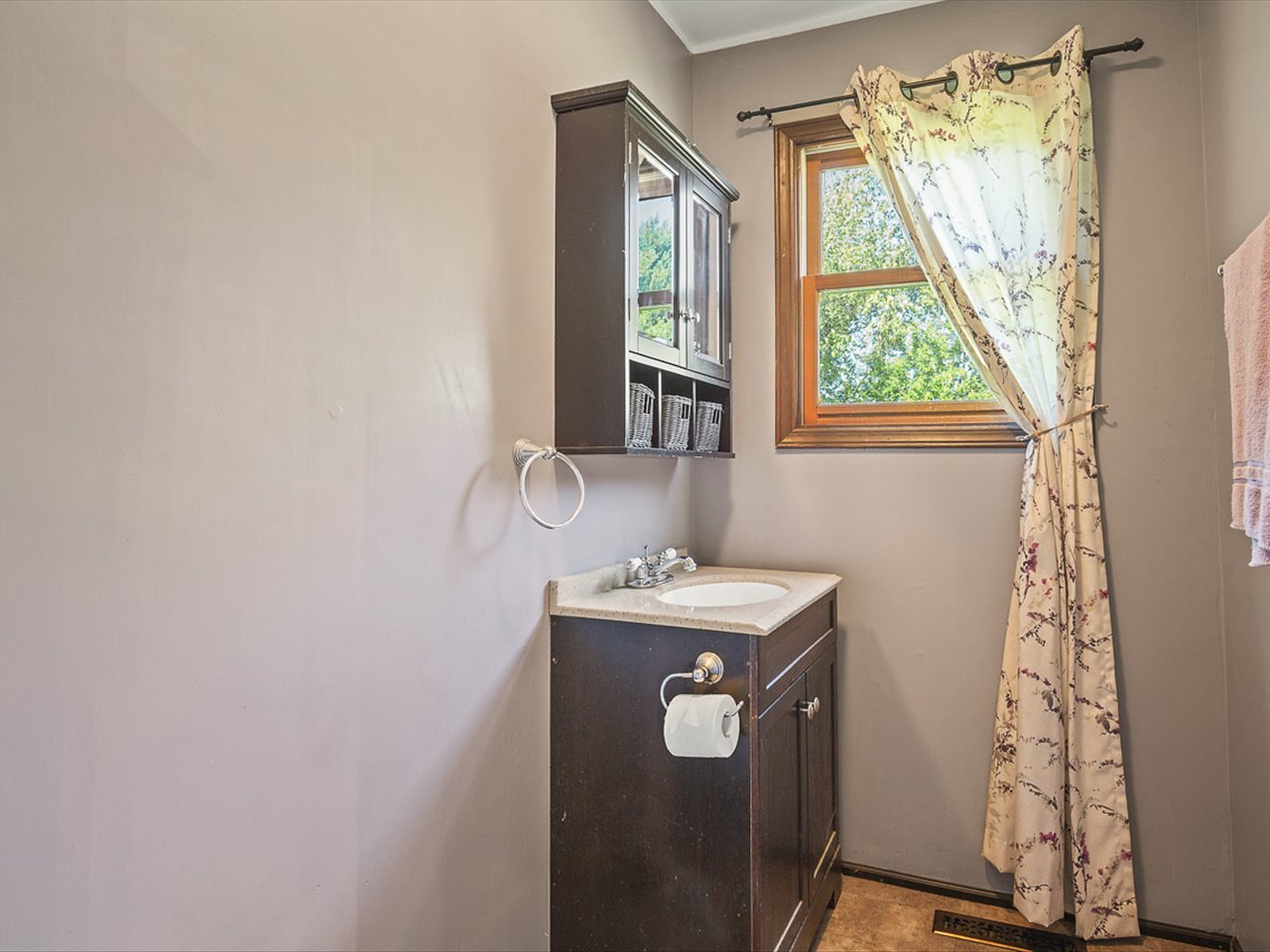 3637 Baxter Road Property Photo 17