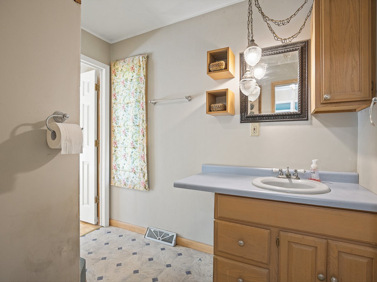 3637 Baxter Road Property Photo 24