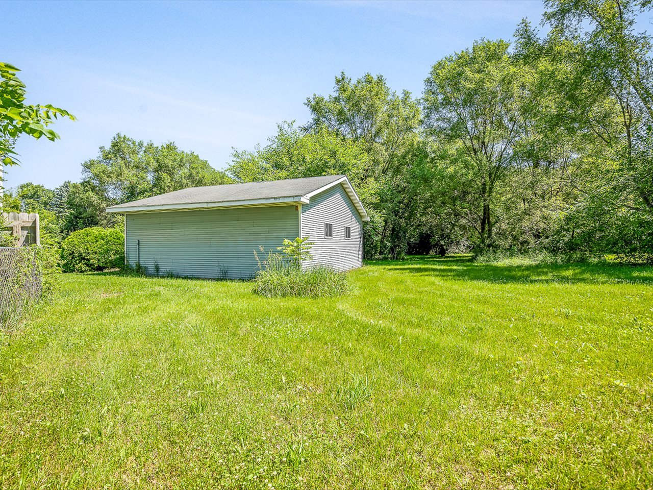 3637 Baxter Road Property Photo 35